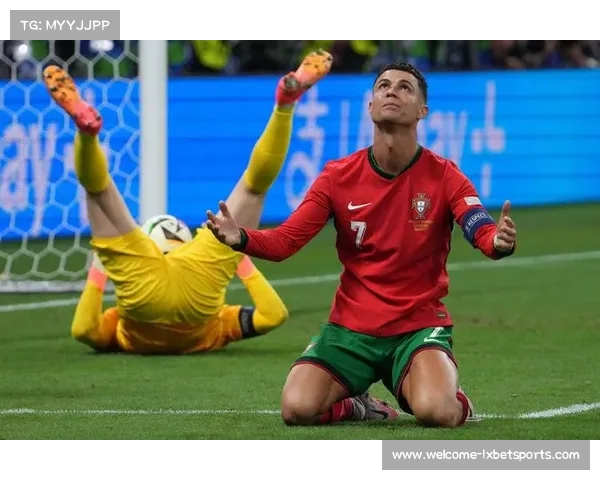 C罗遗憾再失点球感动落泪 欧洲杯赛场的悲情时刻再现